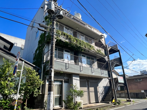 建物外観　南向きで日当たり良好です！