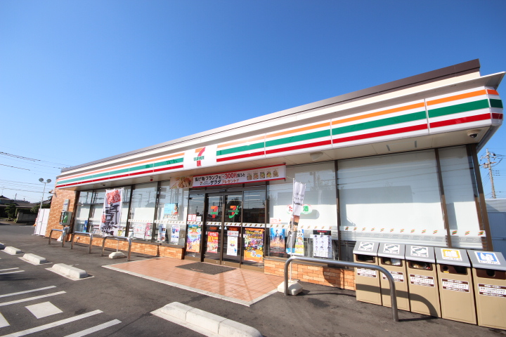 コンビニ　セブンイレブン下館外塚店（コンビニ）まで1035m