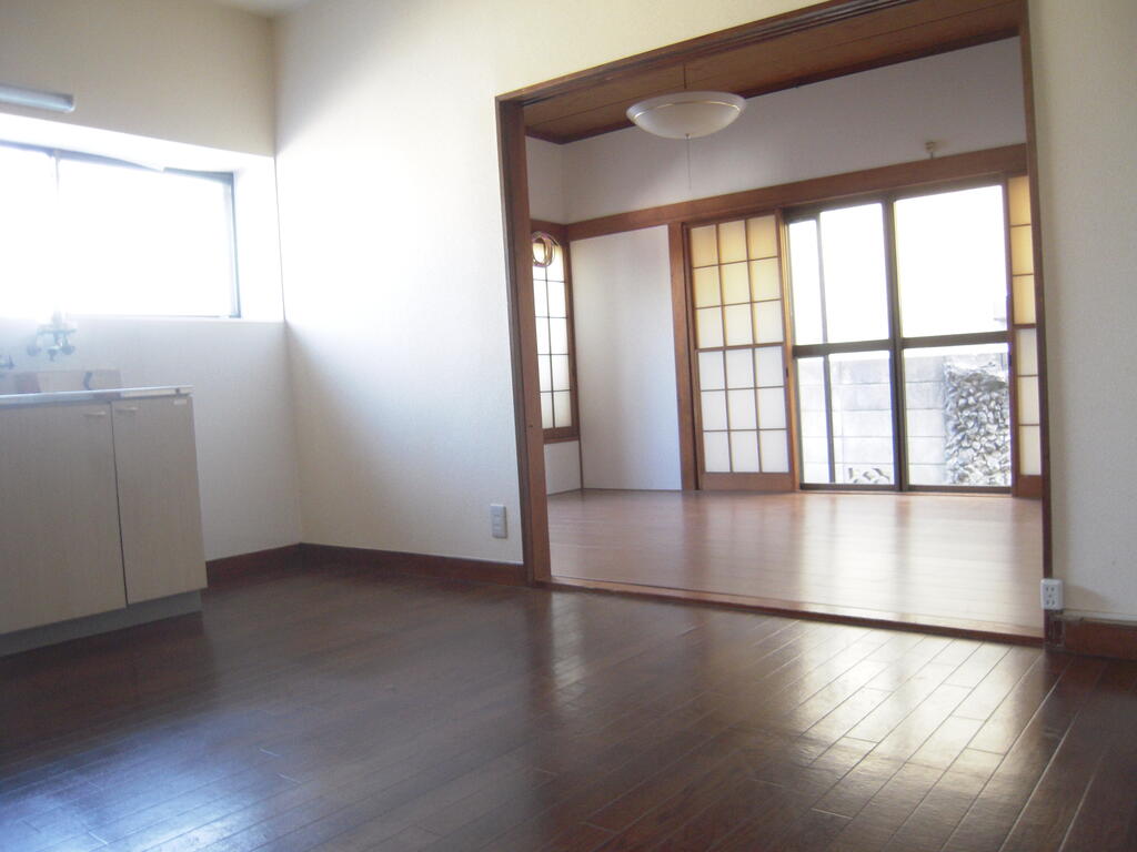 居室・リビング　内観