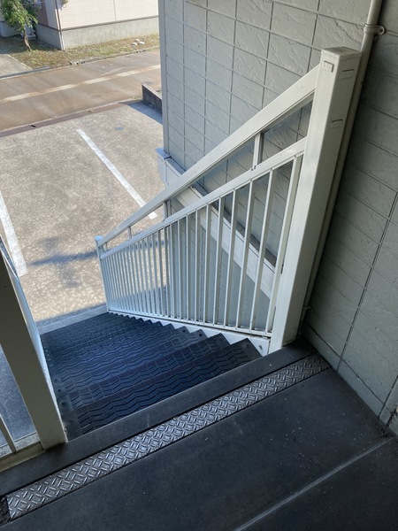 その他　共用階段