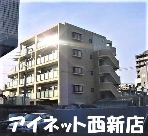 福岡市中央区黒門のマンションの建物外観