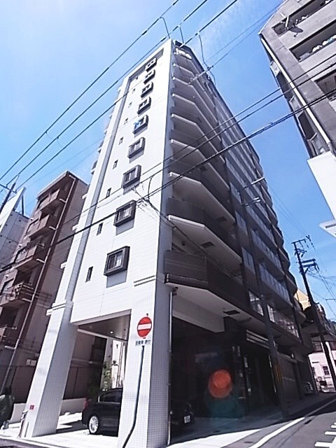 神戸市中央区割塚通のマンションの建物外観