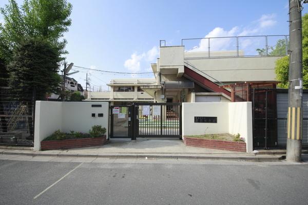幼稚園・保育園　新田保育所（幼稚園・保育園）まで284m
