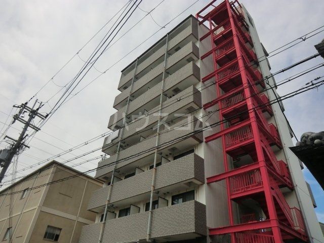 和泉市肥子町のマンションの建物外観