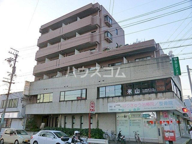 【名古屋市守山区新城のマンションの建物外観】