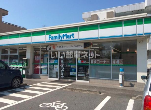 【熊谷市河原町のアパートのコンビニ】