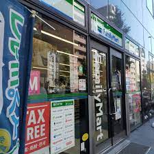 コンビニ　ファミリーマート蔵前店（コンビニ）まで43m