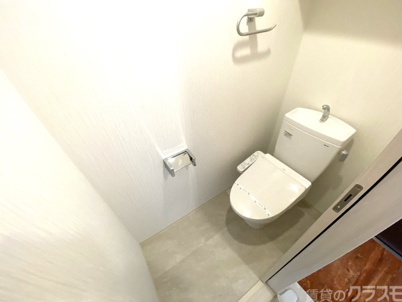 トイレ　冬場も安心の温水洗浄便座！