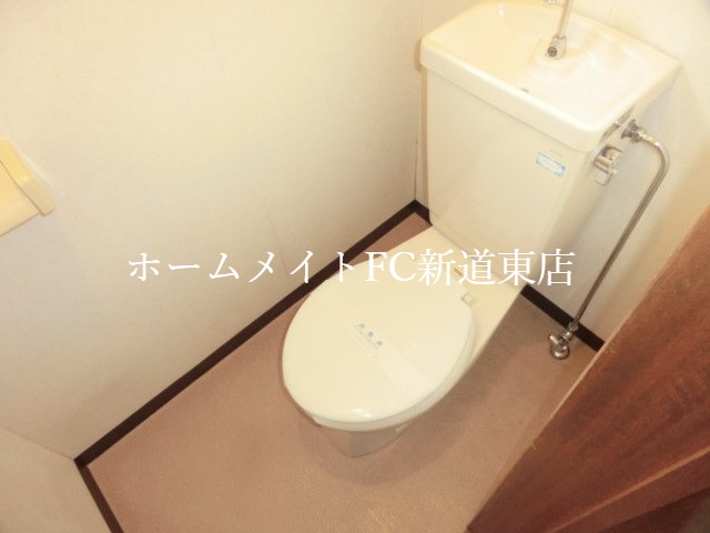 トイレ　トイレ