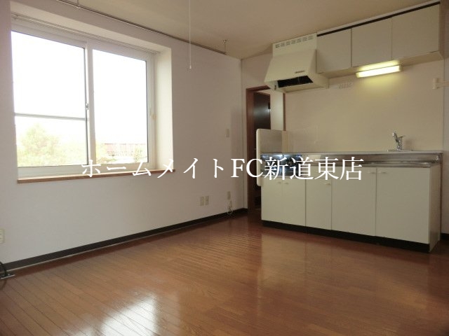 居室・リビング　リビング