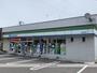コンビニ　ファミリーマート（コンビニ）まで908m
