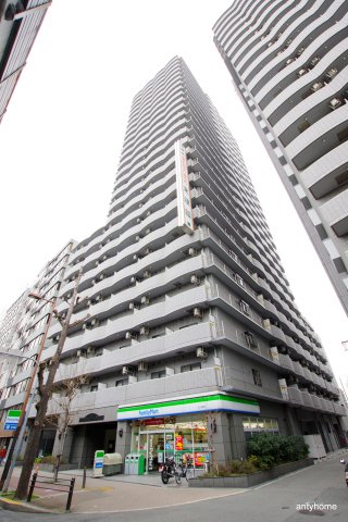 【大阪市淀川区宮原のマンションの建物外観】