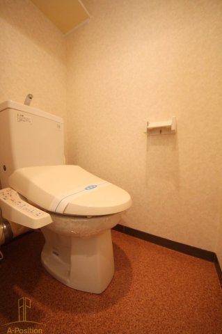 トイレ　グラマシー心斎橋東