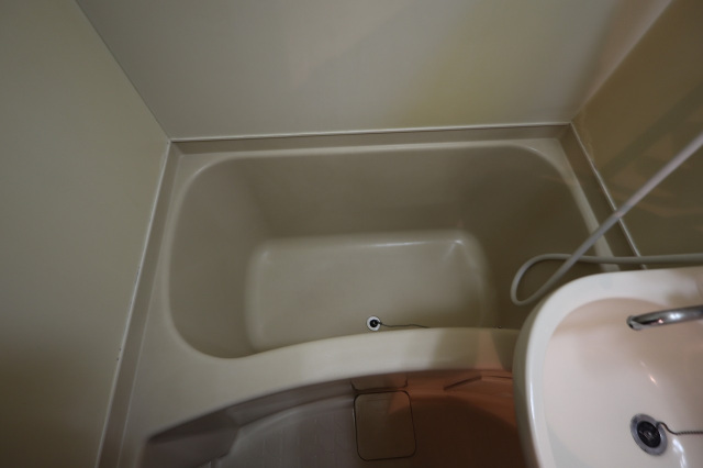 バス・シャワールーム　写真は別号室のものです。