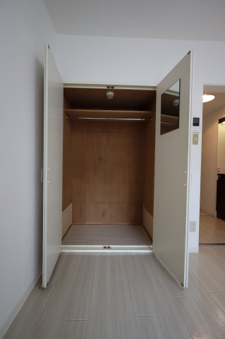 収納　写真は別号室のものです。