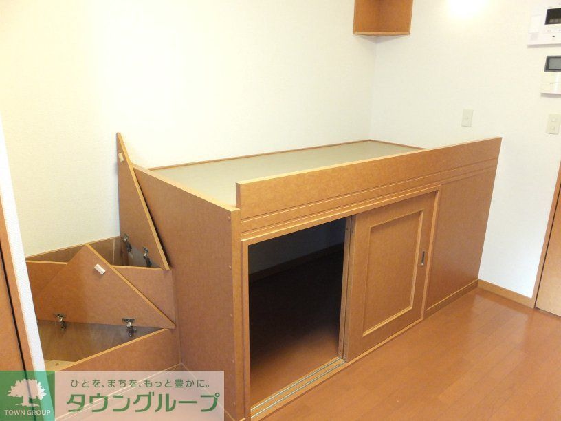 その他部屋・スペース　ベッド下収納、階段収納