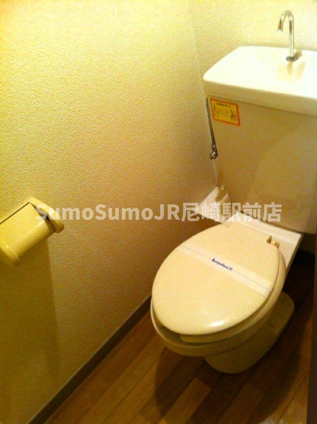 トイレ　清潔感のあるトイレです