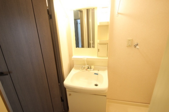 洗面設備　※別部屋の写真です