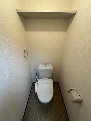 トイレ　清潔感のあるトイレです