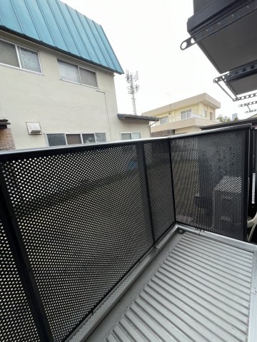 バルコニー　陽当たり良好なバルコニーです