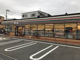 コンビニ　セブンイレブン 大阪浜口東2丁目店（コンビニ）まで237m