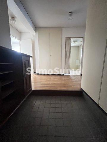 玄関　落ち着いた玄関です