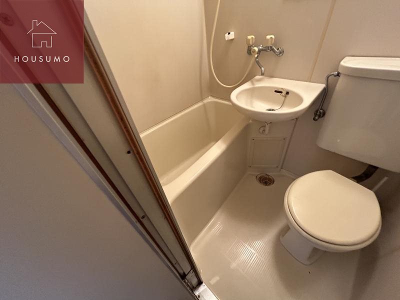 洗面設備　脱衣スペースもあります