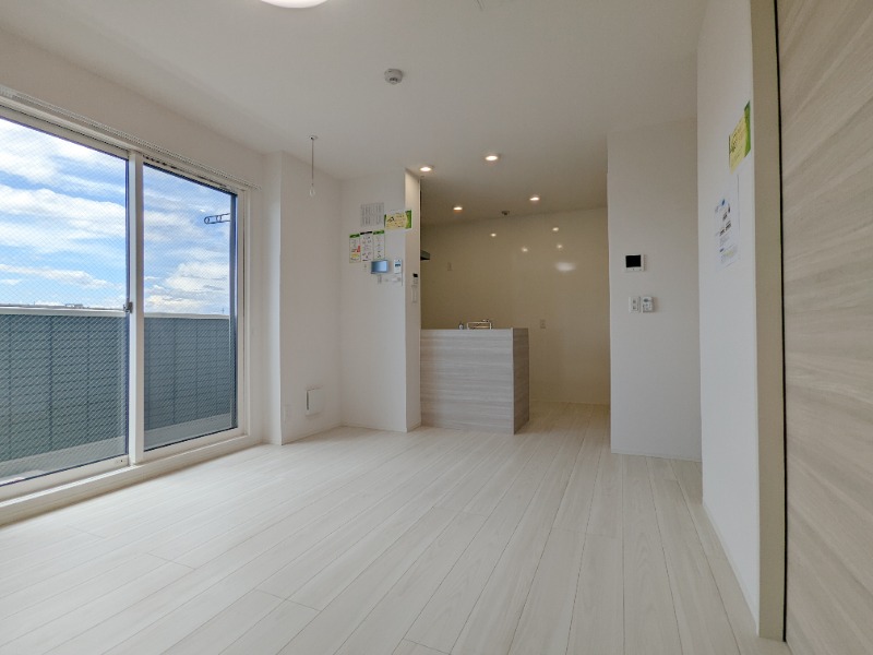 居室・リビング　図面と現状に相違がある場合には現状を優先