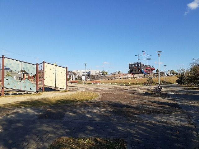 公園　堀出前中央公園（公園）まで450m