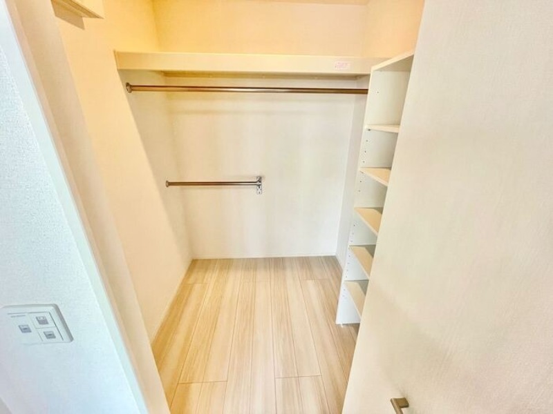 収納　図面と現状に相違がある場合には現状を優先