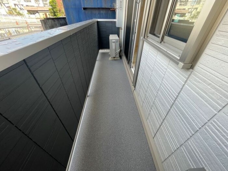 バルコニー　図面と現状に相違がある場合には現状を優先