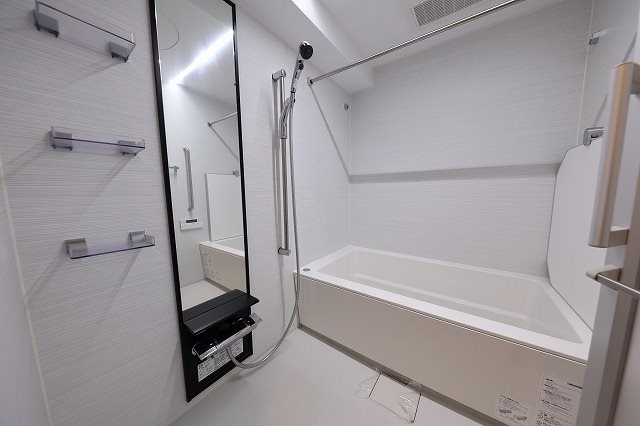 バス・シャワールーム　バス※別部屋参考写真