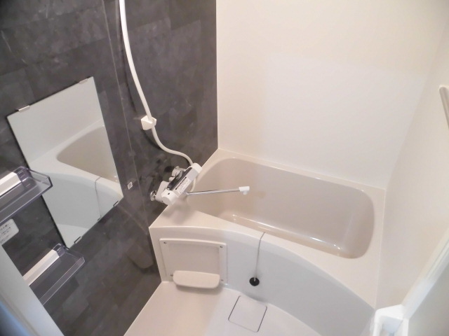 バス・シャワールーム　別部屋参考写真