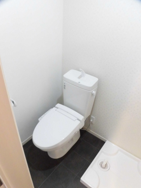 トイレ　別部屋参考写真