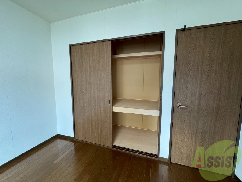 収納　こちらは収納です。物をしまう事ができますね！