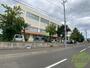 中学校　札幌市立新川中学校（中学校）まで1022m