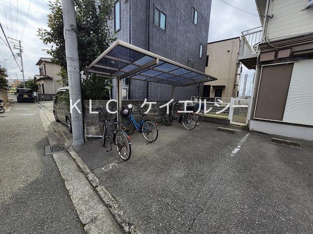 駐車場　■駐車場