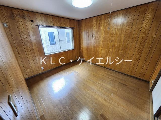 その他部屋・スペース　◎洋室８帖