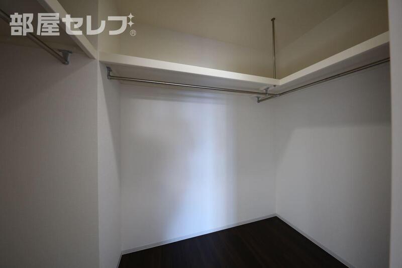 収納　１３０１号室写真