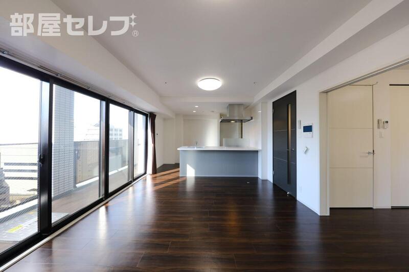 居室・リビング　１３０１号室写真