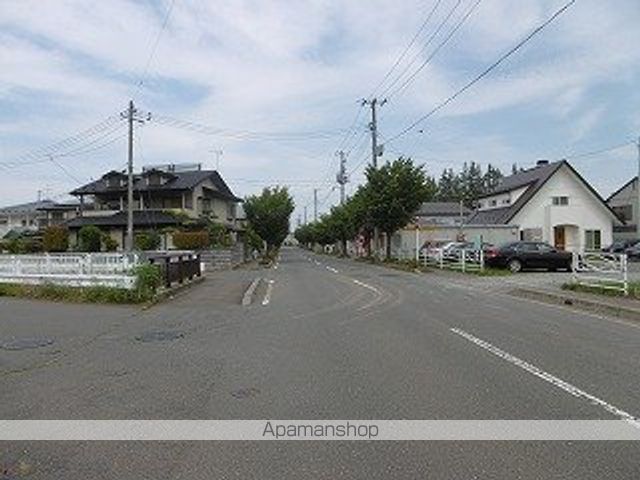 その他　周辺道路（その他）まで0m
