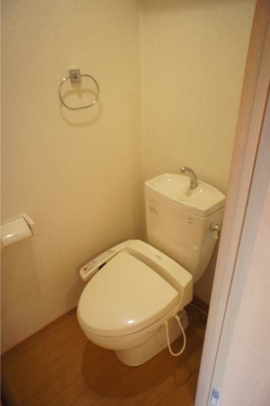 トイレ　図面と現状に相違がある場合には現状を優先