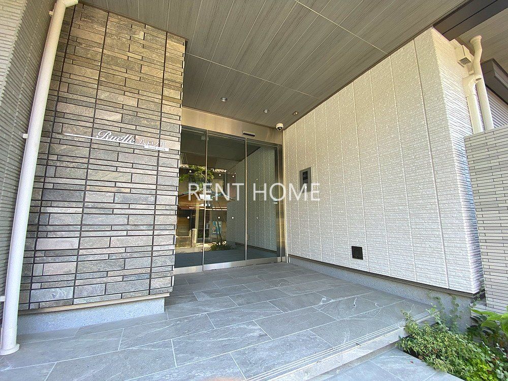 エントランス　オートロック完備