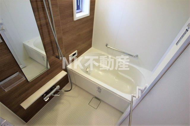 バス・シャワールーム　日々の疲れを癒すお風呂付です