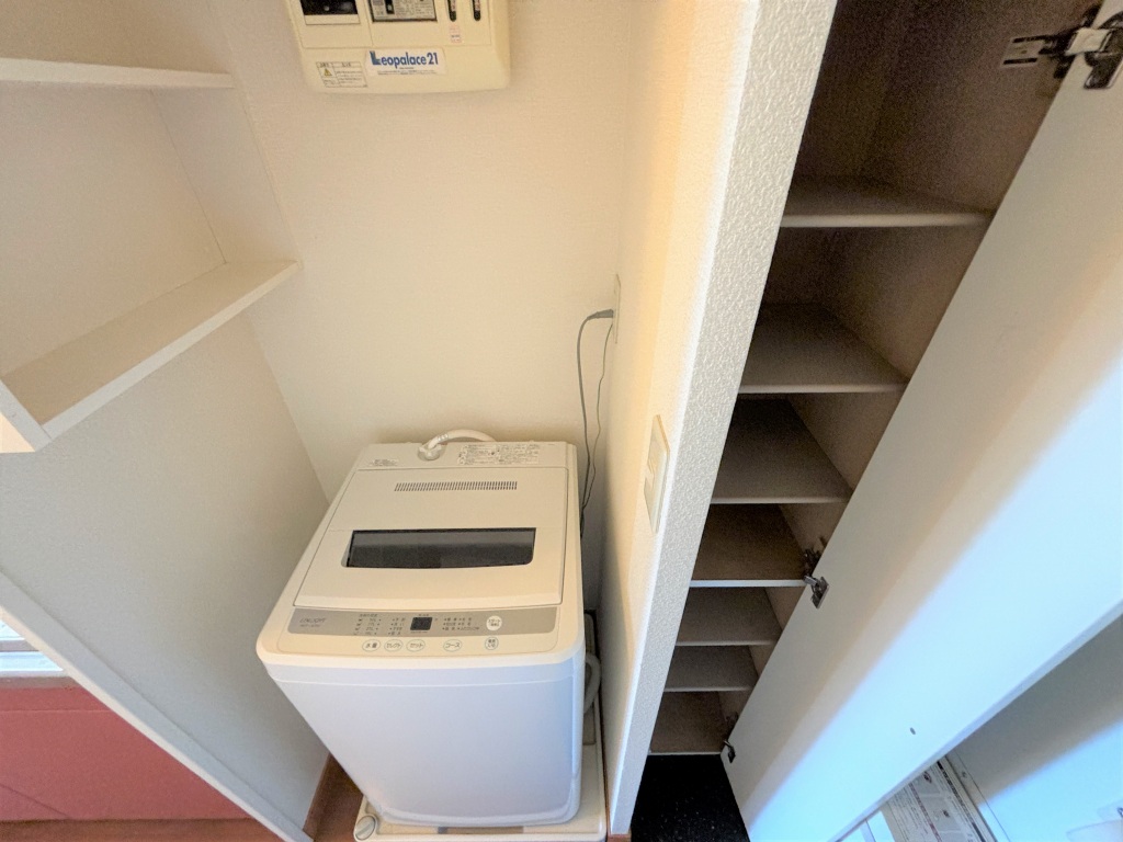 その他部屋・スペース　全自動洗濯機
