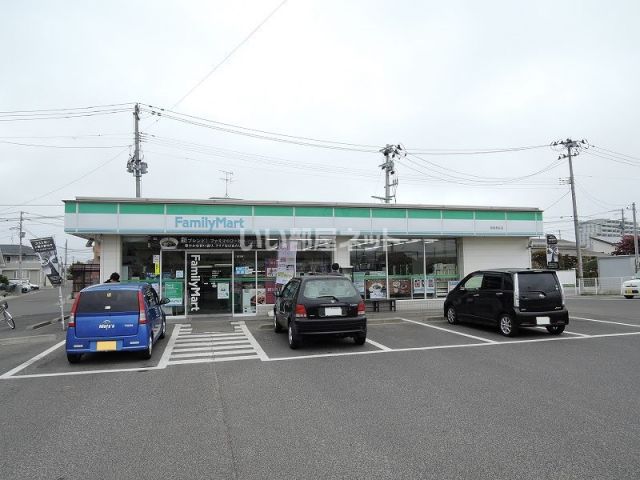 コンビニ　ファミリーマート　若林荒井店（コンビニ）まで387m