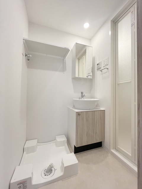 洗面設備　洗面脱衣所付き！独立洗面台が便利です♪♪