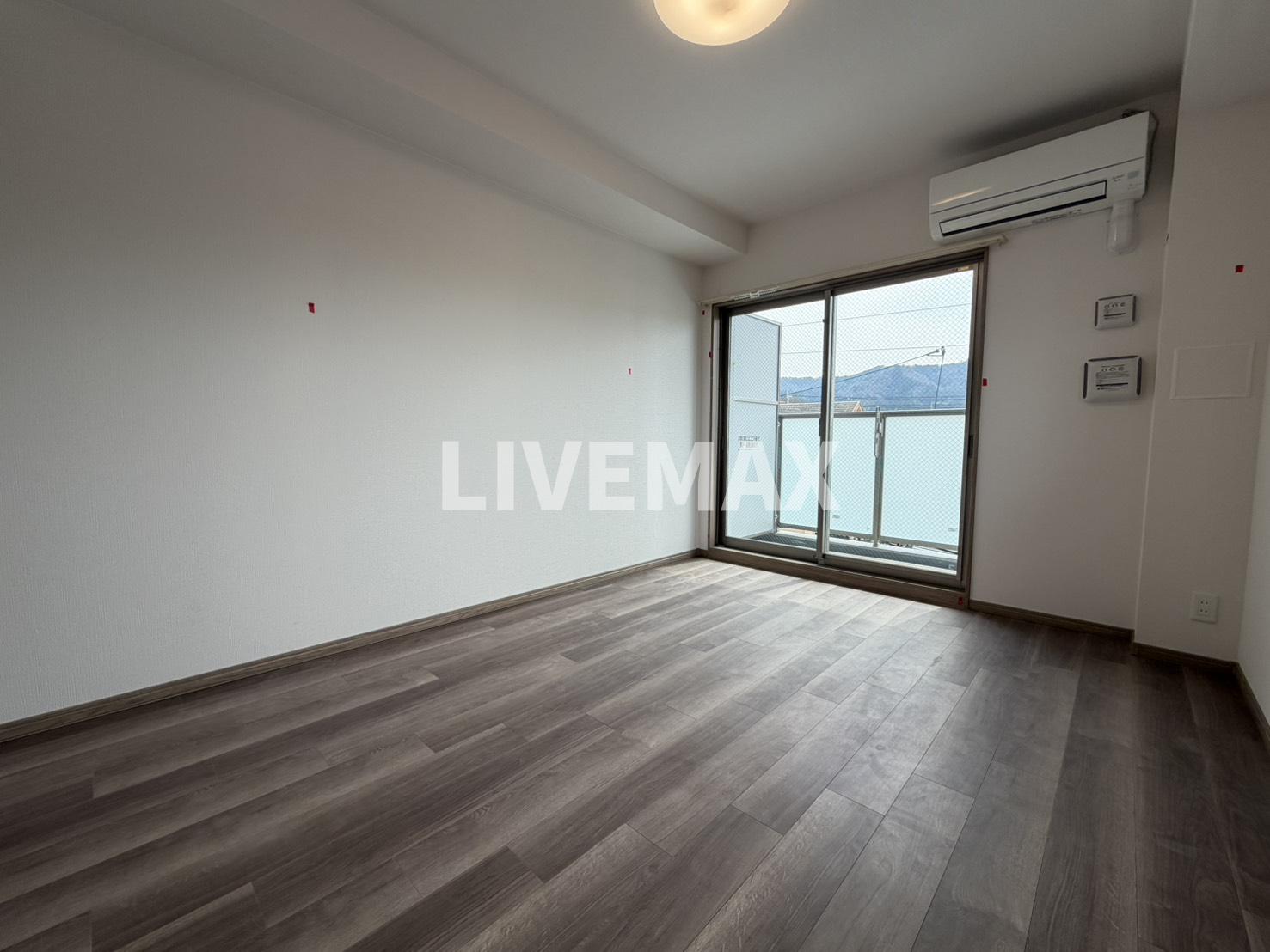 居室・リビング　※別部屋のお写真になります