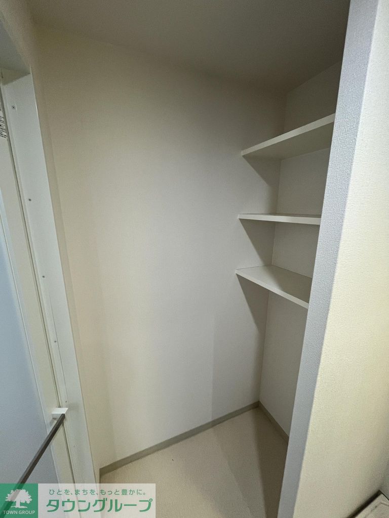 居室・リビング　収納