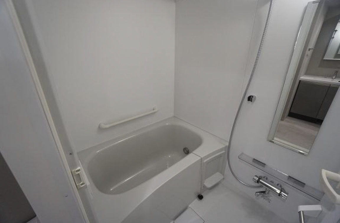 バス・シャワールーム　ゆったり過ごせるお風呂です